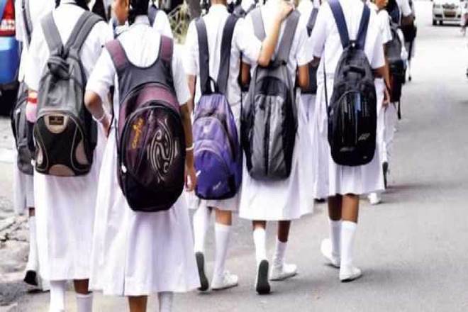 29 girls leave hostel in odisha, gajapati district, schedule tribe, schedule caste, Tikilipadara village