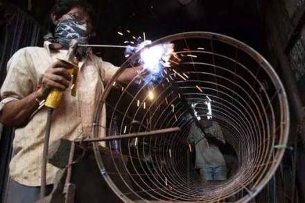 Industrial growth, Industrial production growth, debt market, brokerage, IIP growth, manufacturing sectors Industrial growth, Industrial production growth, debt market, brokerage, IIP growth, manufacturing sectors