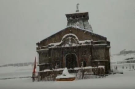 Kedarnath temple history, Kedarnath temple stone, Kedarnath temple built by, Kedarnath temple flood, Uttarakhand floods, Uttarakhand floods 2013 case study, Uttarakhand floods reasons floods story, Uttarakhand floods affected areas, Mandakini river kedarnath, Mandakini river source, Kedar valley india, Kedar valley adventure, Kedar valley disaster of june 2013, Rhizocarpon geographicum, Lichens, Glacial retreat, Garhwal region, Chorabari glacier