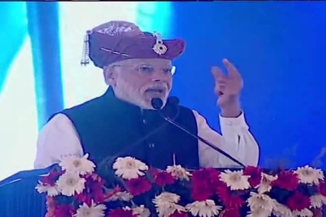 Those stopped from looting public money are forming 'mahagathbandhan', says PM Narendra Modi
