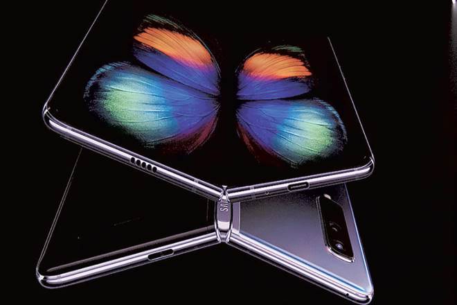 MWC 2019, foldable phone, foldable phone samsung, samsung foldable phone price in india, foldable phone price, foldable phone samsung price, foldable phone price in india, foldable phone release date, foldable phone technology