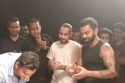 Virat Kohli is seen clapping and singing the birthday jingle in the video that has gone viral on social media. Virat Kohli is seen clapping and singing the birthday jingle in the video that has gone viral on social media.