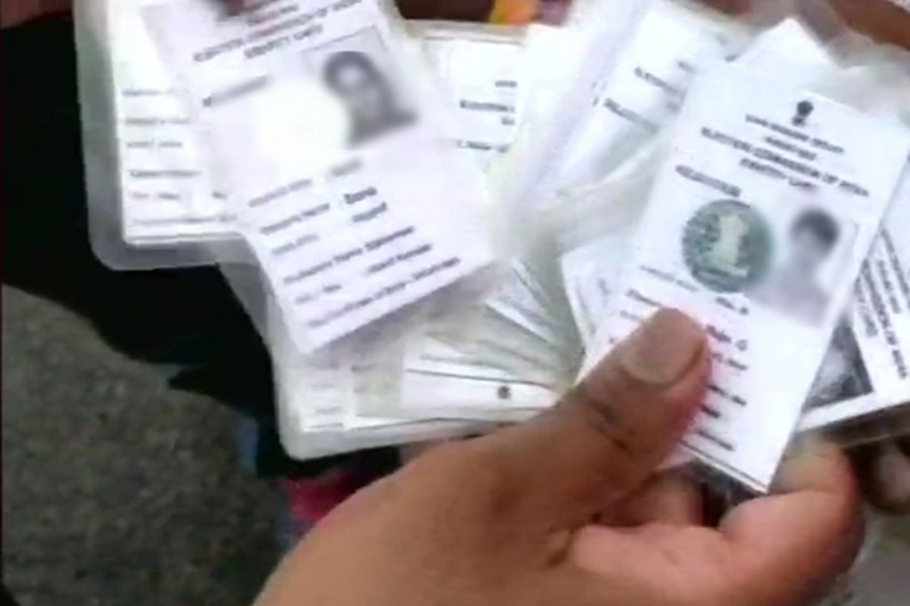 voter card, voter card correction, online voter card correction, loksabha elecion, loksabha election 2019, How to Update Name in Voter ID voter card, voter card correction, online voter card correction, loksabha elecion, loksabha election 2019, How to Update Name in Voter ID