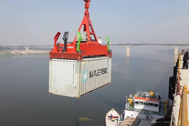 Maersk Line, the world's largest container shipping company recently moved as many as 16 containers on the river Ganga. (image: Inland Waterways Authority of India)