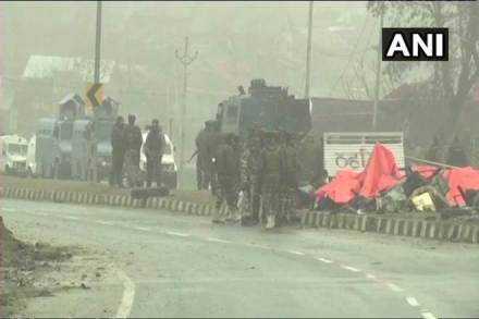 Pulwama terrorist attack, Jaish-e-Mohammad, ISI,Pulwama terror attack, pulwama news, pulwama encounter,CRPF convoy,  jammu anad kashmir, Jammu-Srinagar Highway, pulwama attack time