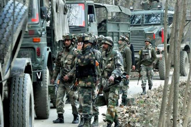 Pulwama attack, Pulwama terror attack, army convoy, army protocol, attack on CRPF, Kashmir attack, Kashmir terror attack, army news, pulwama news Pulwama attack, Pulwama terror attack, army convoy, army protocol, attack on CRPF, Kashmir attack, Kashmir terror attack, army news, pulwama news