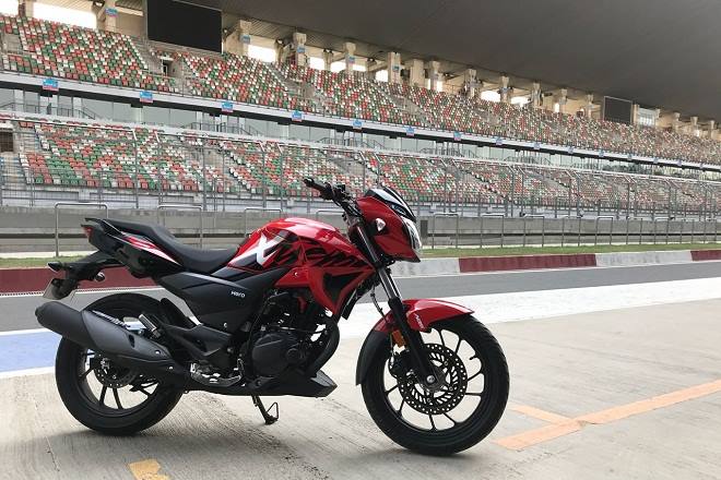 Hero Xtreme 200R: Launched last year, Hero Xtreme 200R is the most powerful motorcycle in Hero MotoCorp's lineup that was developed by the manufacturer from ground up. It is powered by a 199.6cc single-cylinder engine that produces 18.1 bhp and 17.1 Nm of torque and is paired with a five-speed transmission. Price: Rs 89,900 (ex-showroom, Delhi)