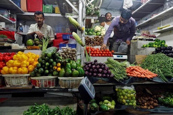 WPI, CPI, wholesale inflation Index, WPI in january, food inflation, potato, onion, fruits, milk prices, थोक महंगाई दर, थोक महंगाई, डब्ल्यूपीआई, खुदरा महंगाई, रिटेल महंगाई, खाद्य महंगाई, जनवरी 2019 में थोक महंगाई दर