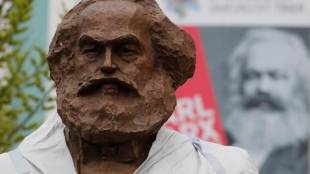 Karl Marx, Karl Marx tomb, marble plaque, Ian Dungavell, Ian Dungavell death, Highgate Cemetery Trust, world news