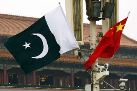 China to provide USD 2.5 billion loan to Pakistan to boost foreign cash reserves