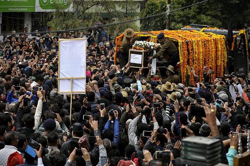 Major Chitresh Bisht, Army Major Chitresh Bisht funeral procession, mine explosion, jammu and kashmir, rajouri district, dehradun,Trivendra Singh Rawat