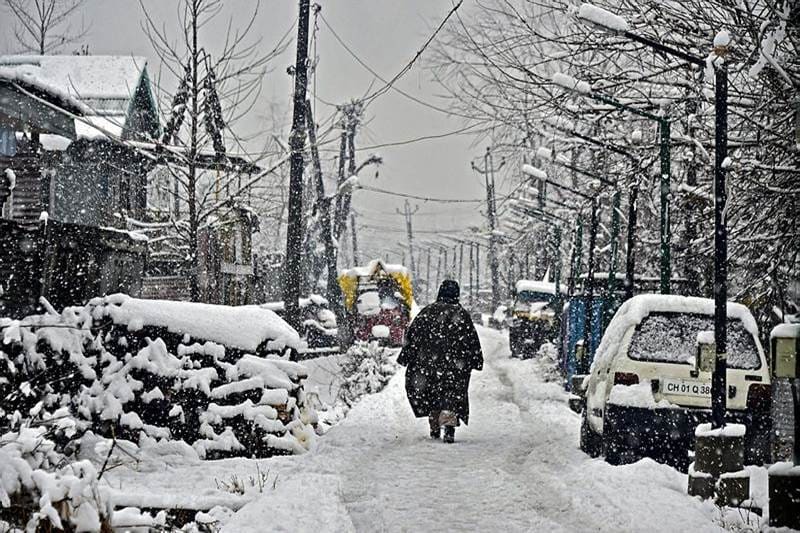 Jammu kashmir, jammu kashmir snowfall, jammu snowfall pics, srinagar snowfall,jammu kashmir valley,jammu national highway