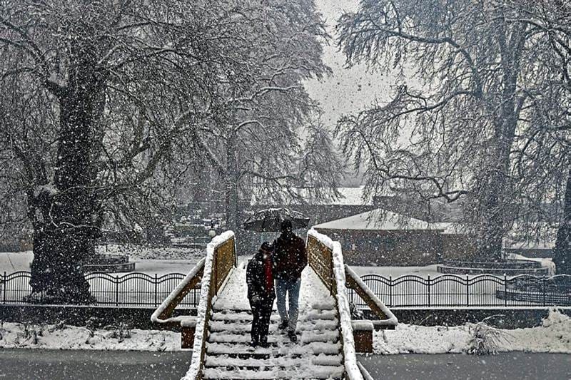 Jammu kashmir, jammu kashmir snowfall, jammu snowfall pics, srinagar snowfall,jammu kashmir valley,jammu national highway