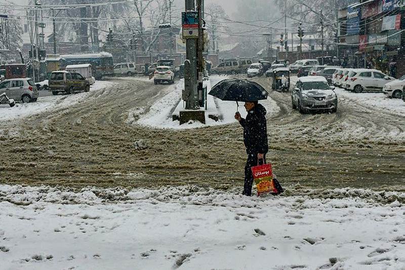 Jammu kashmir, jammu kashmir snowfall, jammu snowfall pics, srinagar snowfall,jammu kashmir valley,jammu national highway