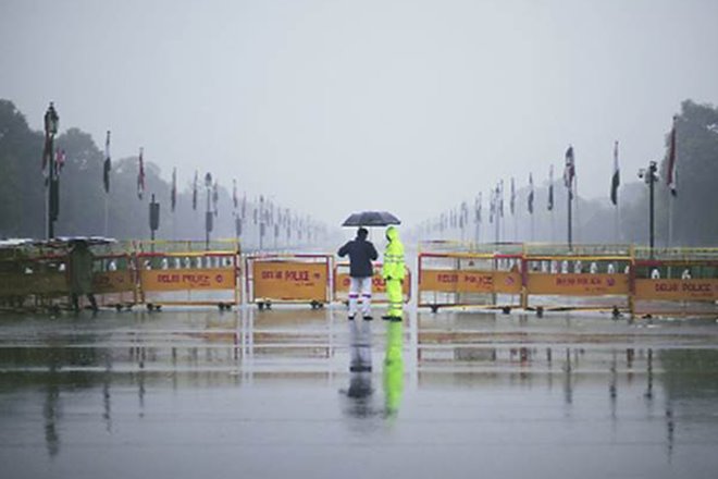 valentines day, valentine's day, happy valentine's day, valentine's day rain, valentine's day rain in Delhi, bajrang dal, bajrang dal valentine's day, Delhi weather, IMD, Delhi rain