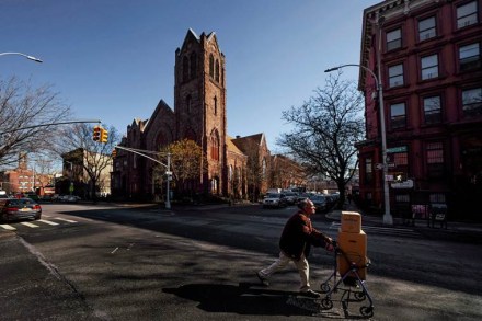 Cube Highways frontrunner to buy Sadbhav projects 