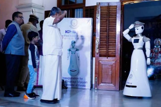Robocop salutes the Kerala Chief Minister (Source: Kerala Police)