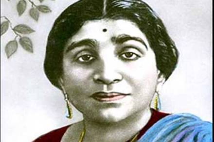 sarojini naidu , sarojini naidu birthday, sarojini naidu poems, sarojini naidu quotes, sarojini naidu image, nightingale of india, nightingale of india meaning, nightingale of india kaun hai