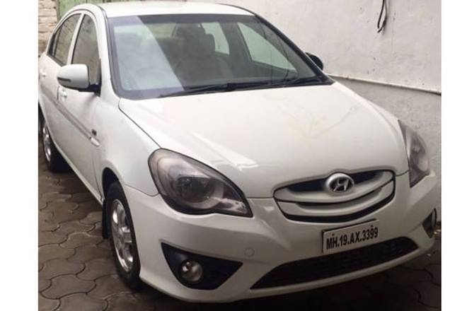 Hyundai Verna Transform: Hyundai Verna has come to be one the nice looking sedans in India today, however, it too went through a phase in its life when it wasn't so. The Verna Transform with its annoying front grille couldn't cut the mustard with even those who weren't interested in cars at all.