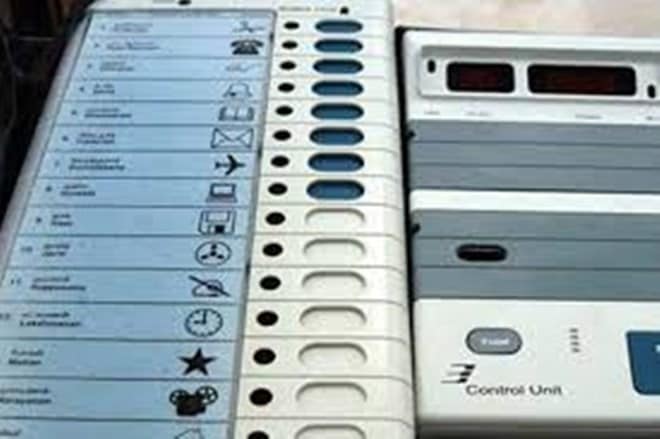 Lok Sabha elections 2019: 6.81 lakh red wax sticks to be used to secure EVMs in Maharashtra Lok Sabha elections 2019: 6.81 lakh red wax sticks to be used to secure EVMs in Maharashtra