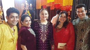 Dollar near 10-week high vs yen on upbeat US GDP