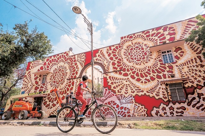 NeSpoon's mural, Delhi, for St+art Delhi 2019 in Lodhi Colony