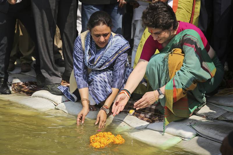 priyanka gandhi, priyanka gandhi news, priyanka gandhi twitter, priyanka gandhi ganga, priyanka gandhi campaign, priyanka gandhi congress, priyanka gandhi constituency, priyanka gandhi contesting elections, priyanka gandhi current news, congress campaign 2019