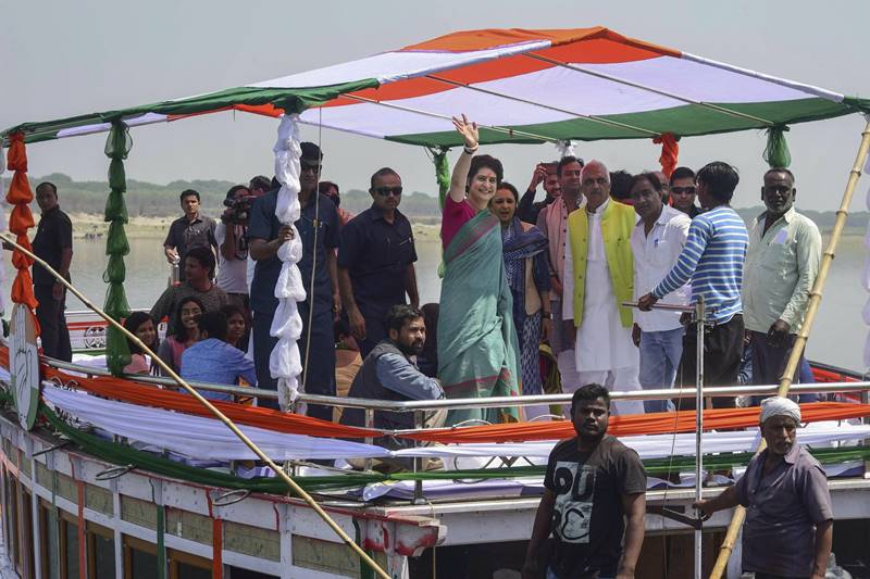 priyanka gandhi, priyanka gandhi news, priyanka gandhi twitter, priyanka gandhi ganga, priyanka gandhi campaign, priyanka gandhi congress, priyanka gandhi constituency, priyanka gandhi contesting elections, priyanka gandhi current news, congress campaign 2019