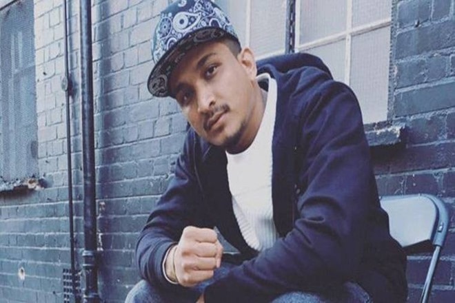 From Randolph Correia, guitarist with "Pentagram" to "Skyharbor" base guitarist Krishna Jhaveri, DIVINE is working with musicians from different backgrounds. From Randolph Correia, guitarist with "Pentagram" to "Skyharbor" base guitarist Krishna Jhaveri, DIVINE is working with musicians from different backgrounds.