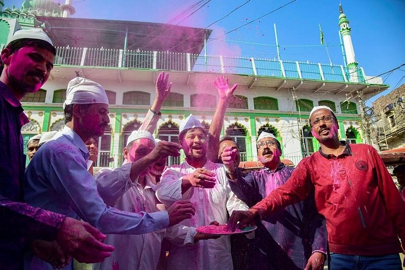holi images, holi, holi wishes, Holi Gana, Holi story, happy holi gif, holi photos, holi pictures