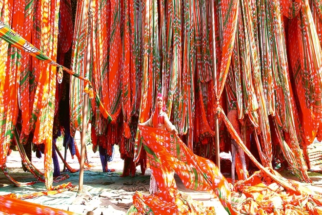 election merchandise, retailers, Old Delhi, lok sabha elections 2019, Sadar Bazaar, Bara Tooti Chowk, Rahul Gandhi, Narendra Modi, Rahul Gandhi, Ghatkopar, Mumbai, Chowkidar Chor Hai, Amit Shah election merchandise, retailers, Old Delhi, lok sabha elections 2019, Sadar Bazaar, Bara Tooti Chowk, Rahul Gandhi, Narendra Modi, Rahul Gandhi, Ghatkopar, Mumbai, Chowkidar Chor Hai, Amit Shah
