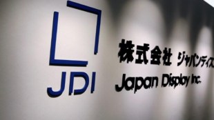 Apple, Apple iphone, japan display, lcd panels, OLED, iPhone sales, Huawei, Toshiba Corp, OLED panels