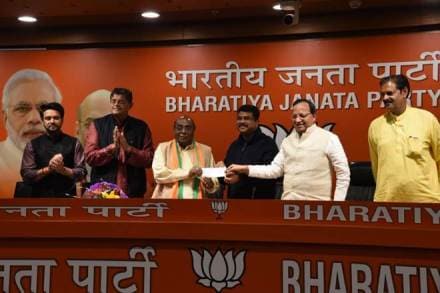 Lok Sabha Elections 2019, Lok Sabha polls, 2019 elections, election live, elections News Updates, Narendra Modi, Rahul Gandhi, BJP, Congress, lok sabha 2019, 2019 polls, lok sabha live updates