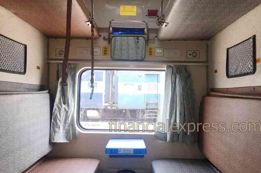 Patna-Banaswadi/Bengaluru city Humsafar Express flagged off