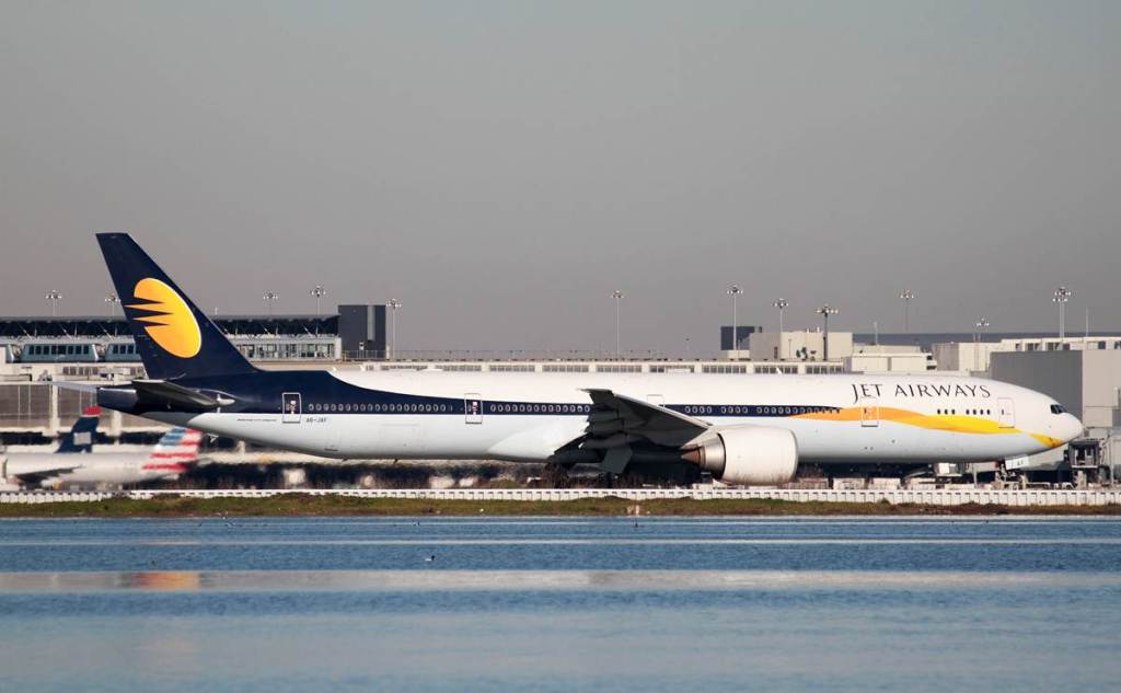 Jet Airways, Jet Airways officials, Naresh Goyal, Jet Airways management, tax officials