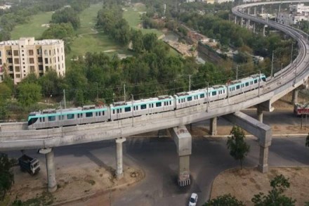 To help commuters switch between Delhi Metro's Blue Line and the newly launched Noida Metro's Aqua Line, a dedicated pathway has been opened for commuters.