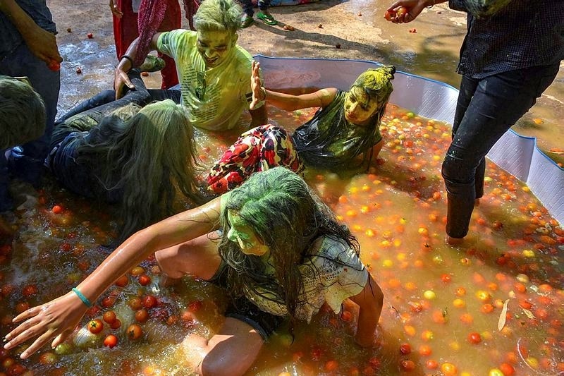 holi images, holi, holi wishes, Holi Gana, Holi story, happy holi gif, holi photos, holi pictures