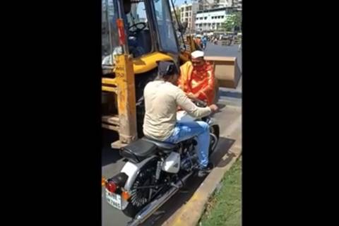 Cop disguised as saint to stop bikers