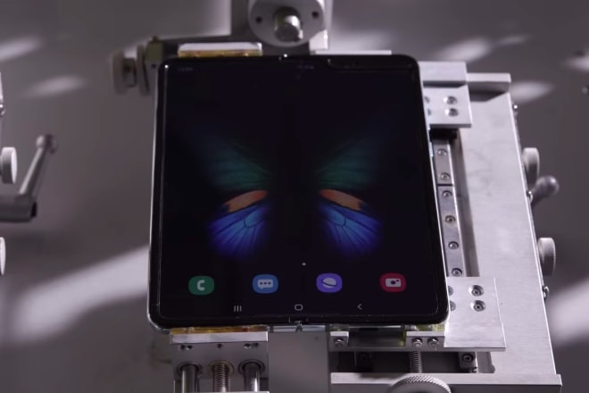 Watch: Samsung Galaxy Fold survives impressive 200,000 folds in new video, outdoes Huawei Mate X