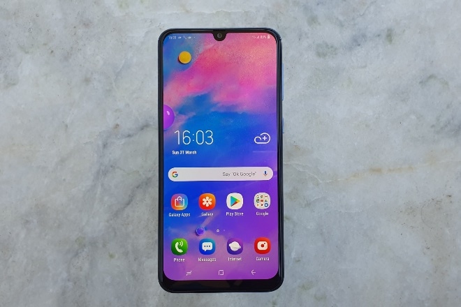 Samsung Galaxy M30 has an Infinity-U Display
