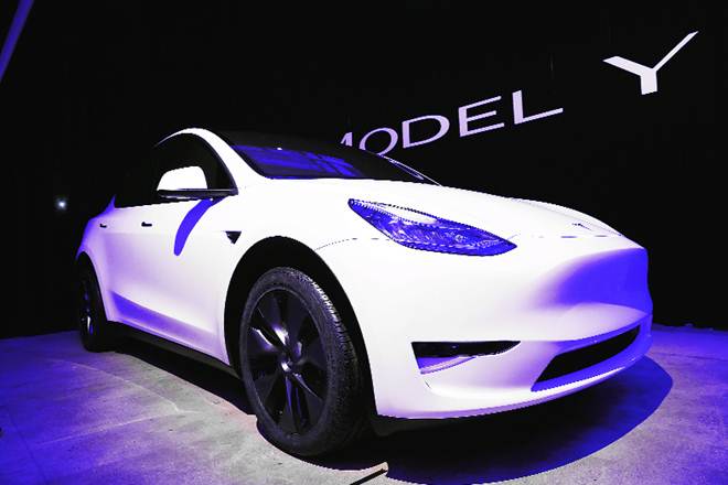 elon musk, tesla, suv elon musk, tesla, suv