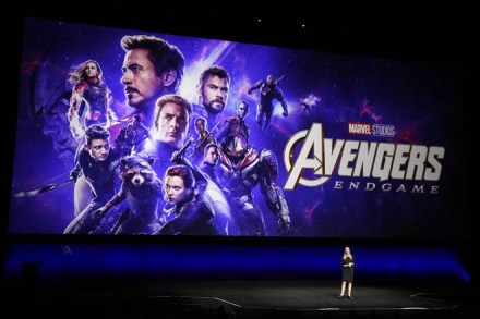 Avengers Endgame release date india, Avengers Endgame pre booking india, Avengers Endgame Tamil dubbing team, Avengers Endgame Tamil dubbing artist, Avengers Endgame Tamil voice cast, Avengers Endgame Tamil anthem, vijay sethupathi avengers endgame, andrea jeremiah wonder woman