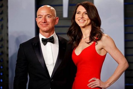 Jeff Bezos divorce terms ease concern over Amazon control (Reuters File photo)