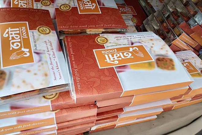 The food packets, brought in the boot of a hatchback car, were distributed around 9.30 am among personnel deployed in Sector 15A here, the officials said. (Image: facebook)