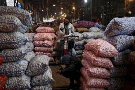 With the latest loan, the outstanding debt of FCI (from the NSSF) is estimated to have touched Rs 1.81 lakh crore. (Reuters)