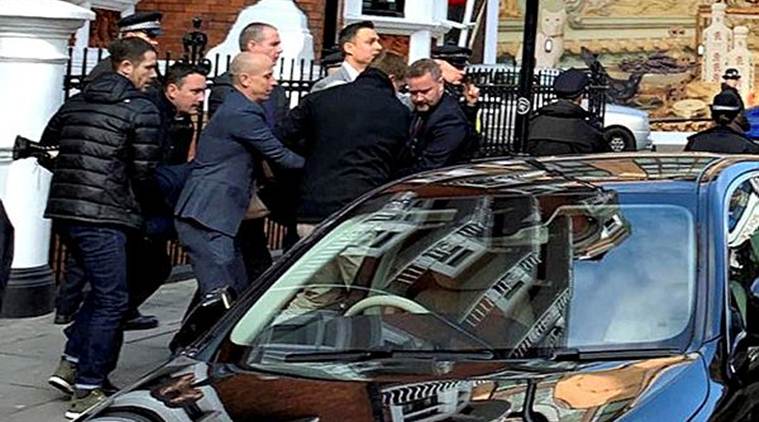 Julian Assange, us, weakileaks