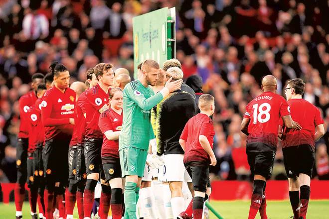 Manchester United, Pep Guardiola, Leroy Sane, Liverpool, Ole Gunnar Solskjær, Matteo Darmian, Premier League, Champions League, pogba Manchester United, Pep Guardiola, Leroy Sane, Liverpool, Ole Gunnar Solskjær, Matteo Darmian, Premier League, Champions League, pogba