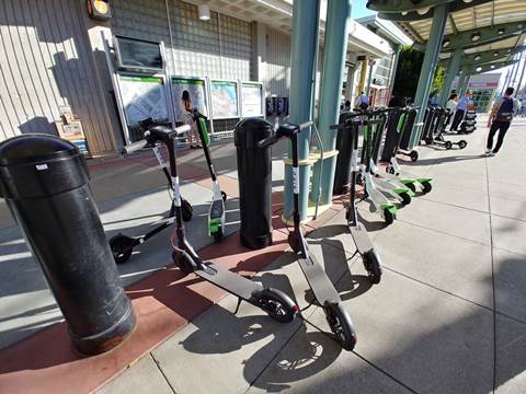 Electric scooters like Uber’s Jump Bikes see surge in usage despite safety & privacy concerns