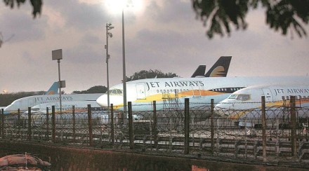 Jet Airways pilots serve legal notice to airline, ask salary dues to be cleared by April 14