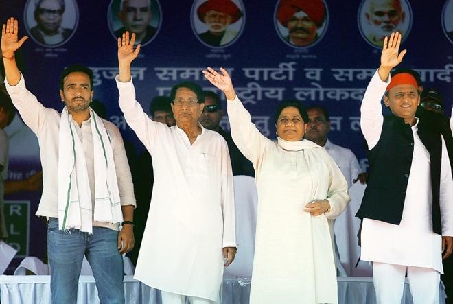 Don't let your votes get split: Akhilesh and Mayawati warn voters Don't let your votes get split: Akhilesh and Mayawati warn voters